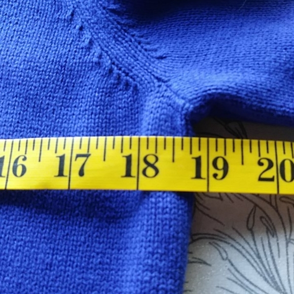 KAREN SCOTT V-neck Sweater - Picture 8 of 11